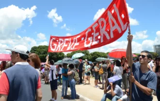 Professores greve