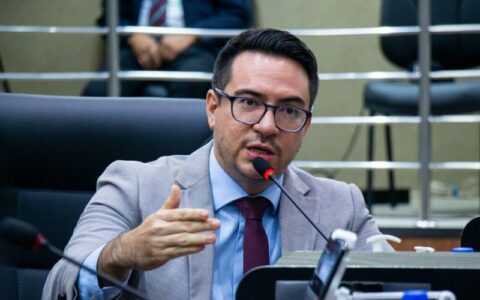 Guedes cobra Prefeitura sobre pagamento de emendas a instituições de caridade