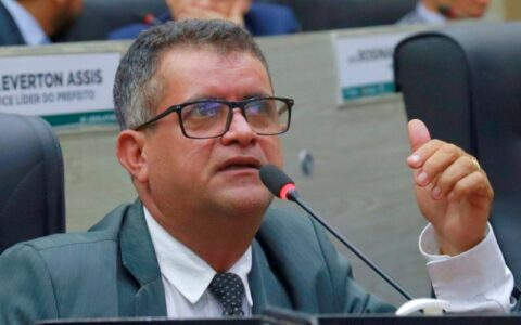 Raulzinho critica vereadores que escondem seus líderes políticos: "Máscaras vão cair"