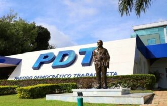 apos-renunciar-a-disputa-pela-