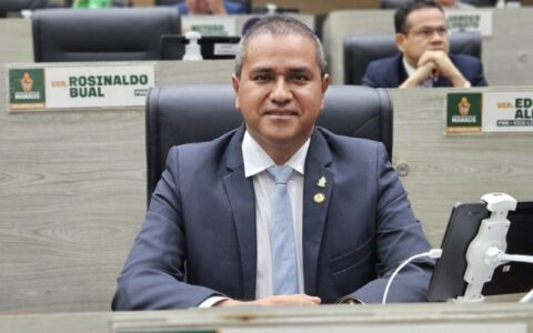 com-saida-de-caio-andre-daniel