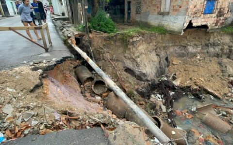 Chuva e deslizamento de terra geram risco de desabamentos na zona Leste de Manaus