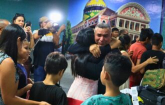60 amazonenses residentes no RS são realocados para Manaus
