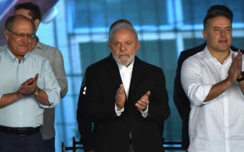 Sem Tarcísio, Lula inaugura obra em SP contratada pelo então ministro de Bolsonaro