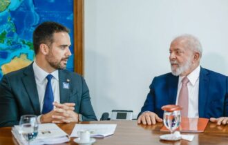 O presidente Lula (PT) e o governador do Rio Grande do Sul, Eduardo Leite (PSDB) (Foto: Ricardo Stuckert/Presidência da República)