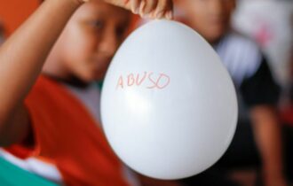 Mês de conscientização contra abuso infantil revela casos alarmantes no AM
