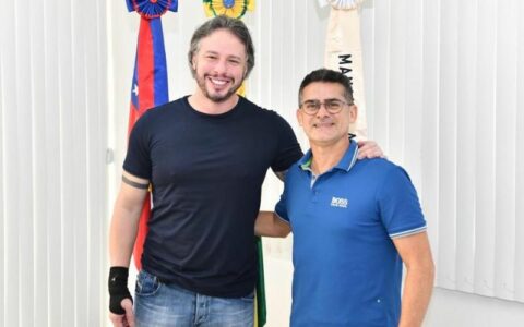 David Almeida decreta luto de três dias por morte de Arthur Bisneto