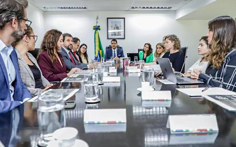 (Foto: AGU/Divulgação) AGU quer acordo com plataformas para combater desinformação sobre RS