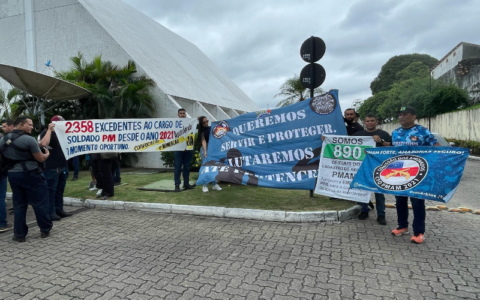 Categoria diz que Roberto Cidade ignorou ato dos servidores da segurança pública
