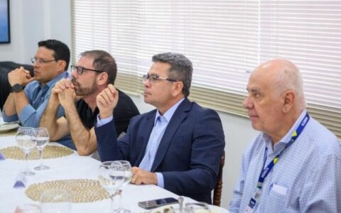 Tadeu de Souza reafirma que governo mantém ações para impulsionar o polo naval
