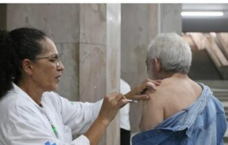 Saúde lança nova campanha de vacinação contra covid-19