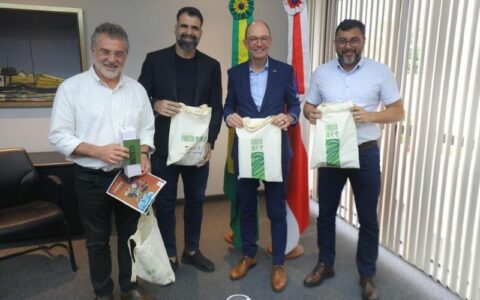 Floresta em Pé: Wilson destaca reforço na bioeconomia e combate ao desmatamento no Amazonas