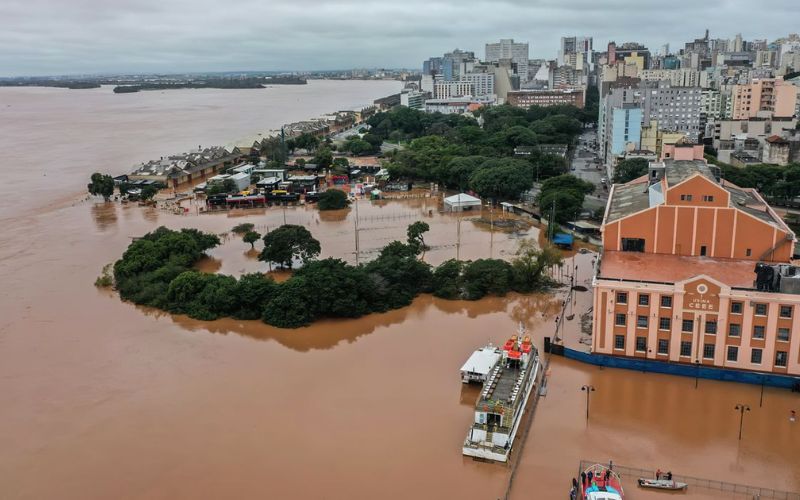 Com retorno de chuva forte no RS, população deve buscar áreas seguras