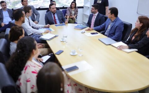 Governo e TJ-AM discutem criação do Fórum Estadual de Regularização Fundiária
