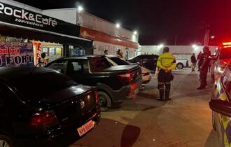 Polícia fiscaliza 16 postos de combustíveis para inibir uso de ‘Paredão’ de som'