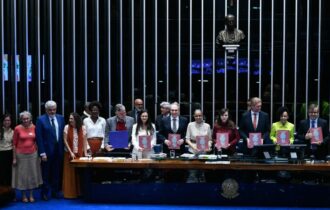 TCE-AM recebe reconhecimento no Senado por políticas ligadas à sustentabilidade
