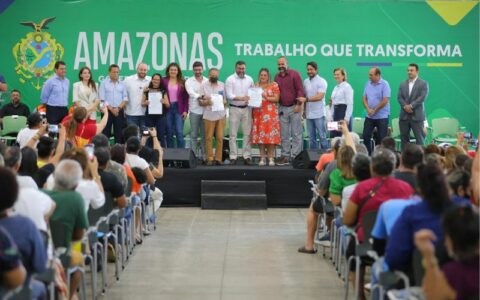 Wilson regulariza mais de 2,5 mil novas unidades habitacionais