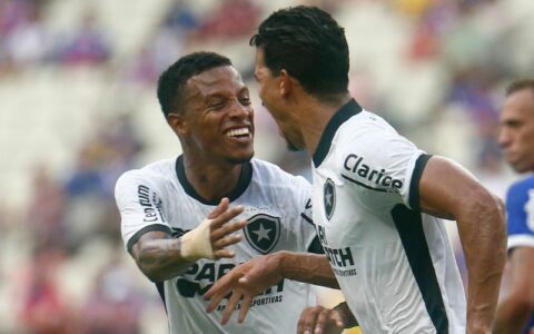 Artur Jorge celebra vitória contra o Corinthians, mas evita exaltação no Botafogo