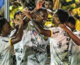 Amazonas FC vence Coritiba e pula para a zona de classificação da Série B