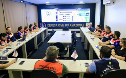 Defesa Civil e Procon-AM alinham estratégias de enfrentamento à estiagem