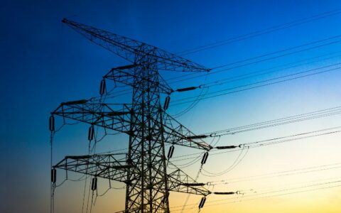 La Niña e aversão a risco aquecem preços de energia no Brasil