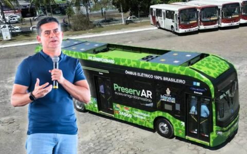 David Almeida começa 2ª gestão com entrega de mais 20 ônibus novos