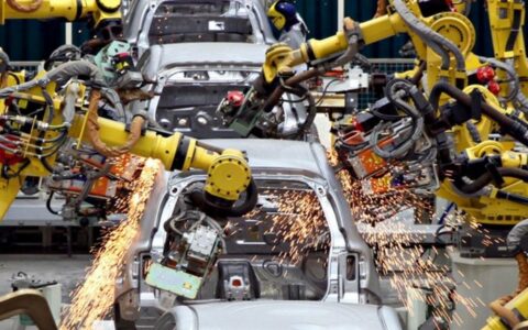 Produção de veículos registra queda de 26,8% em maio