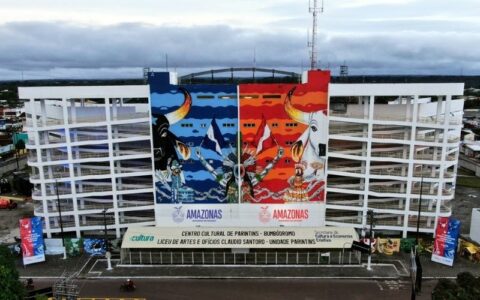 Comissão de jurados rebate Garantido e diz seguir regras do Festival de Parintins