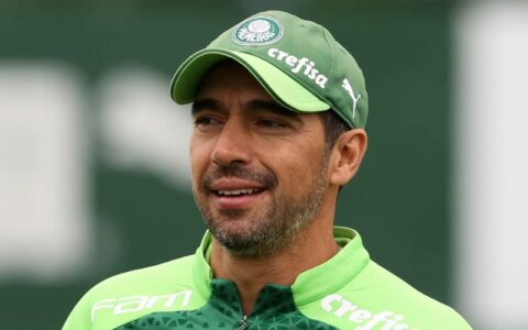 Abel exalta apresentação ofensiva do Palmeiras: 'Melhores 25 minutos que vi o time fazer'