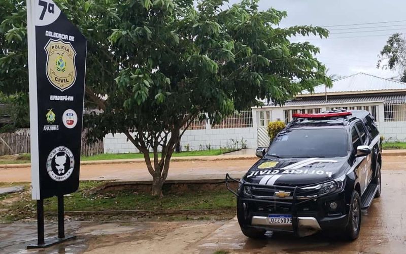 Polícias Civil e Militar prendem homem que matou indivíduo por vingança, em Eirunepé