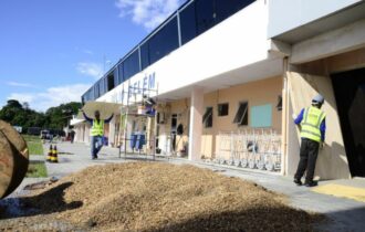 Serviços de revitalização avançam no Aeroporto Júlio Belém para receber os visitantes no Festival de Parintins