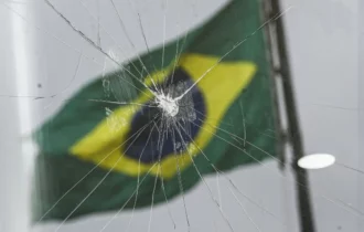 Governo da Argentina identifica foragidos do 8 de janeiro no país