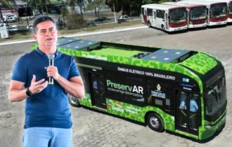 David Almeida começa 2ª gestão com entrega de mais 20 ônibus novos