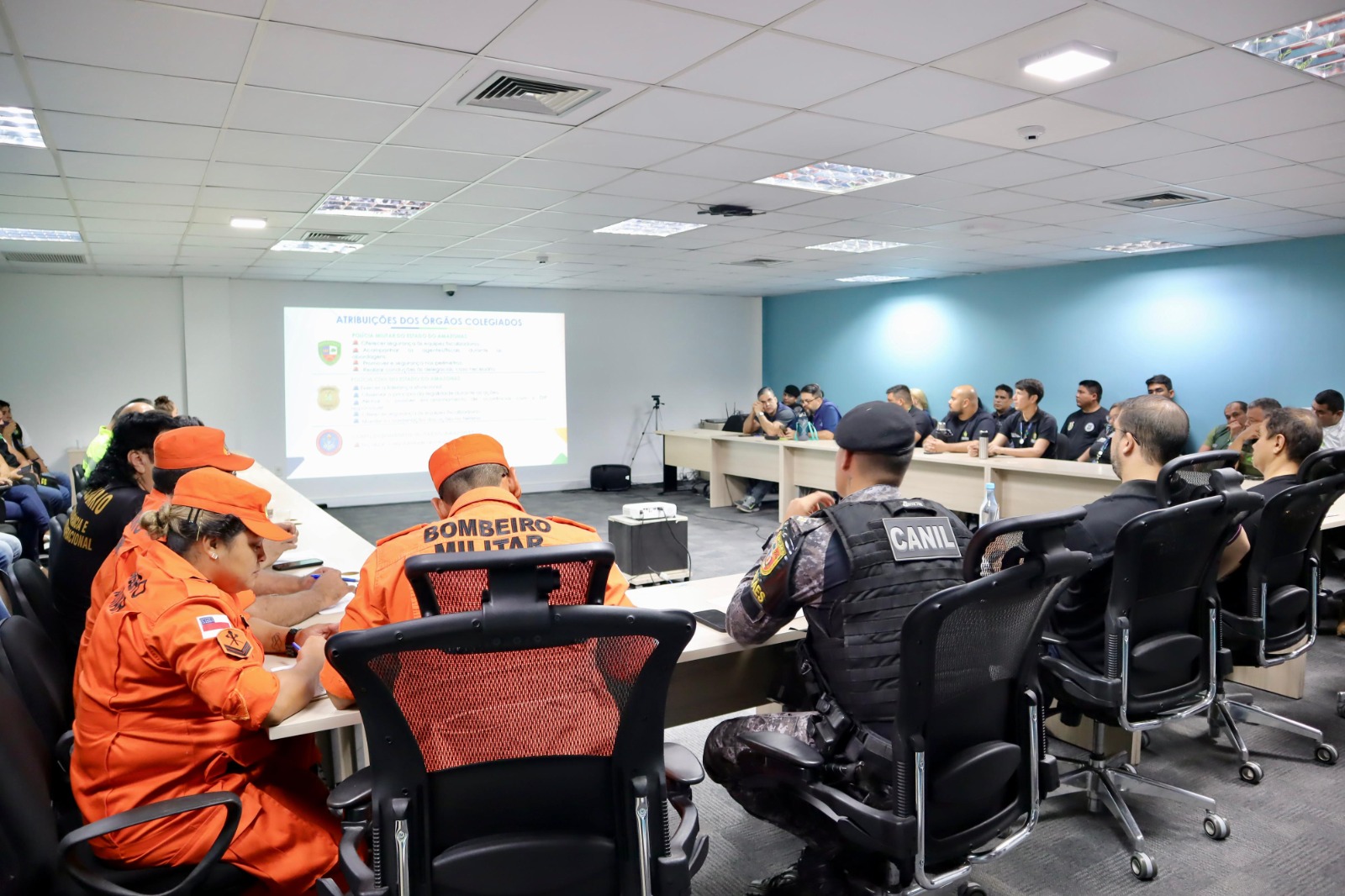 Prefeitura participa de operação de combate a ‘paredões’ de som em Manaus