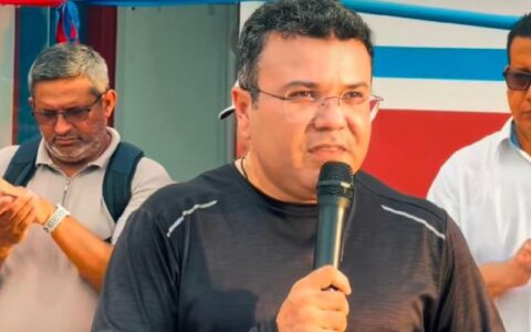 Justiça Eleitoral manda pré-candidato de Barreirinha remover publicação com imagem de Lula