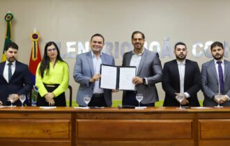 DPE-AM empossa dois novos defensores para atuação em Eirunepé