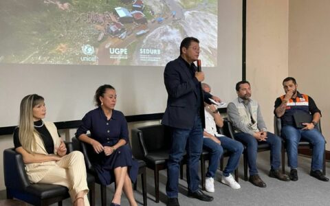 Governo e Unicef debatem acesso à água potável para populações vulneráveis em crises climáticas