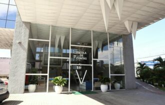 Escola de contas do TCE-AM