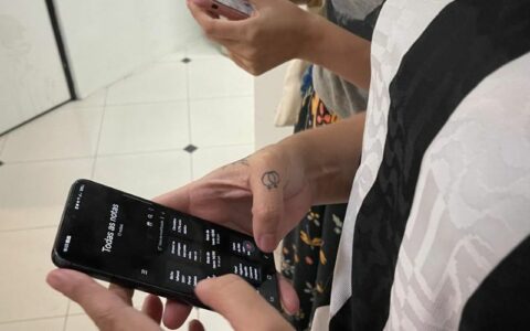 Uso excessivo de celular aumenta número de consultas oftalmológicas