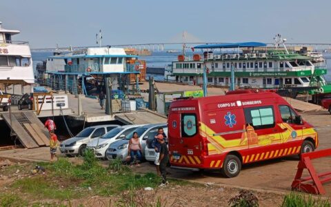 Três pessoas morrem em incêndio de embarcação no Rio Negro, em Manaus