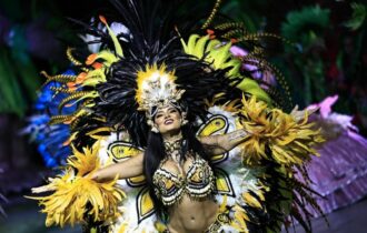 Bois Bumbás brilham na 2ª noite do Festival Folclórico de Manaus