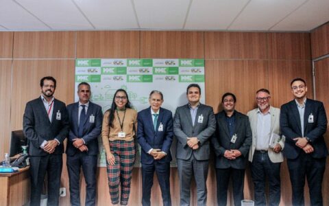Governo do AM propõe transição energética ao Ministério de Minas e Energia