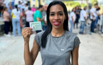 Detran-AM certifica participantes do curso de Direção Defensiva e entrega CNHs Social