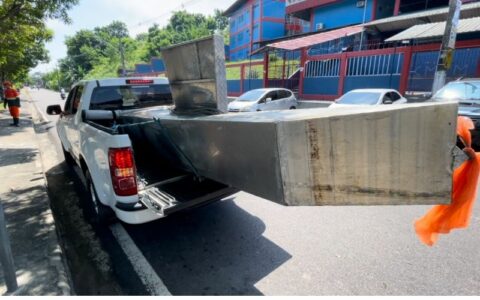 Ecobarreira é furtada do igarapé do São Francisco, na zona Sul de Manaus