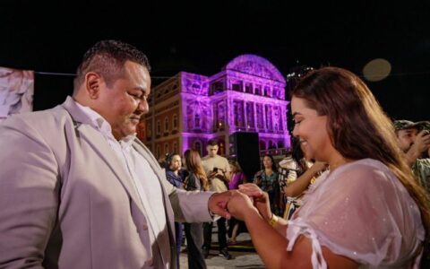 Mais de 160 casais dizem ‘sim’ em cerimônia de casamento apoiada pelo Governo do Amazonas