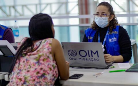 Sejusc promove emissão de documentos para migrantes e refugiados