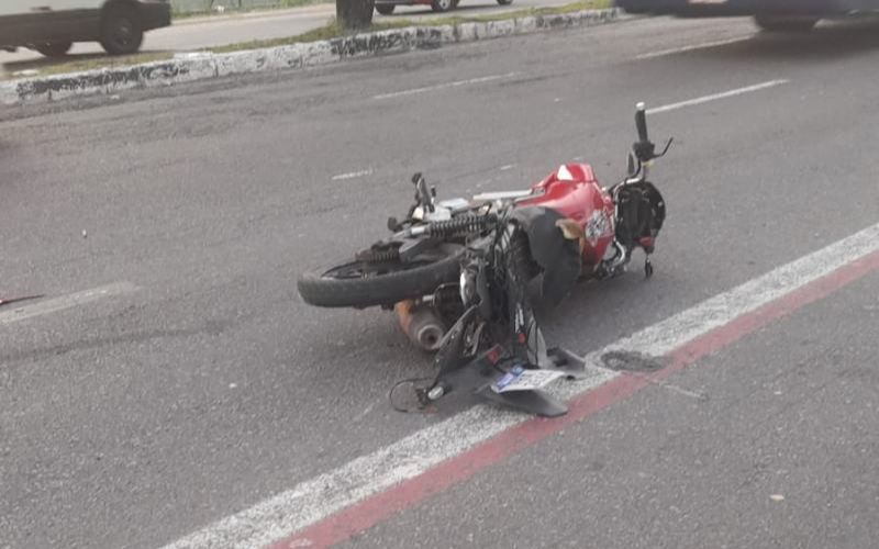 Militar sofre acidente fatal de moto ao perder o controle do veículo (Foto: Reprodução/Redes sociais) Militar do Exército morre aos 19 anos ao perder controle de moto na avenida Coronel Teixeira