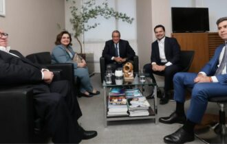 Presidente do PL revela que Maria do Carmo é vice na chapa de Alberto Neto