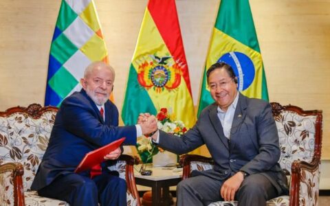 'Não existe saída individual na América do Sul', diz Lula na Bolívia