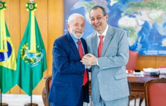 Não mexer com a ZFM é promessa de Lula ao Amazonas, afirma Omar